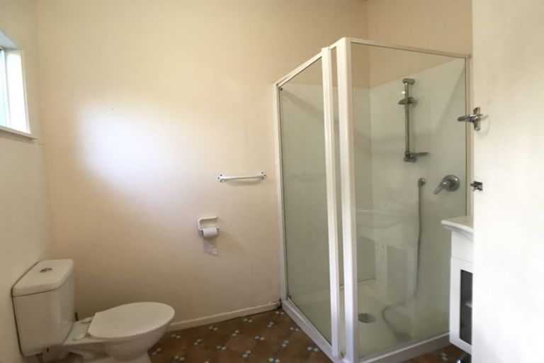 Photo of property in 90a Forrest Road, Forrest Hill, Auckland, 0620