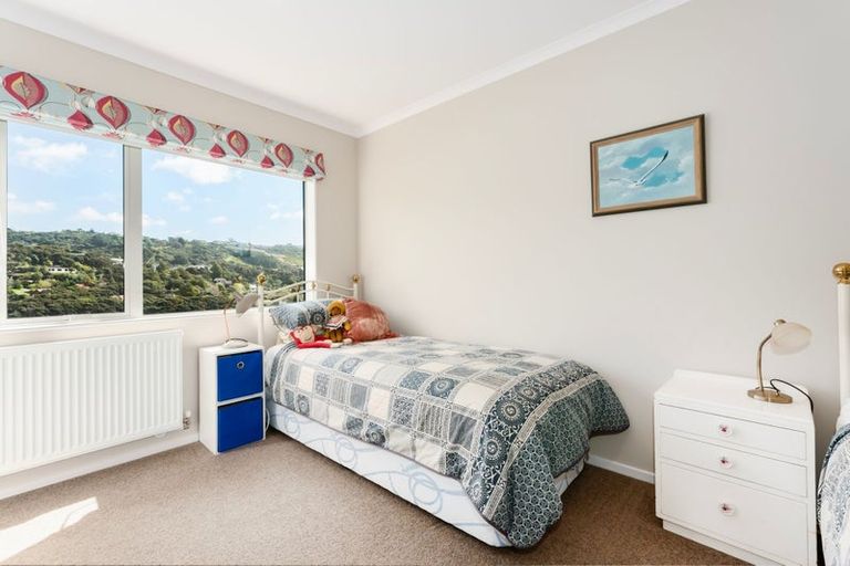 Photo of property in 8 Bluejacket Place, Whitby, Porirua, 5024