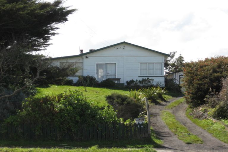 Photo of property in 60 Cornfoot Street, Castlecliff, Whanganui, 4501