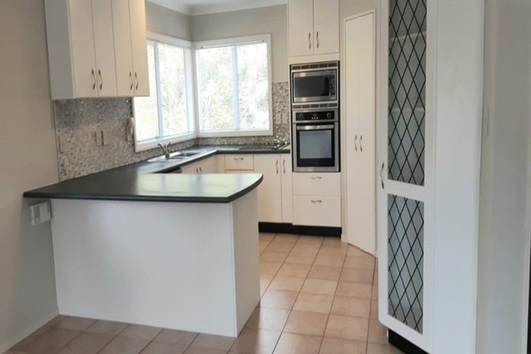 Photo of property in 46 Tauhinu Road, Greenhithe, Auckland, 0632