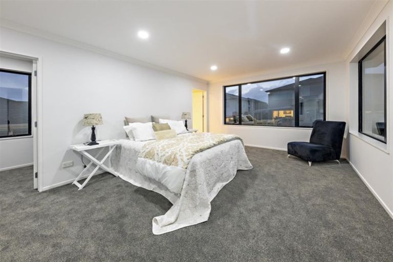 Photo of property in 42 Hangahai Road, Flat Bush, Auckland, 2019