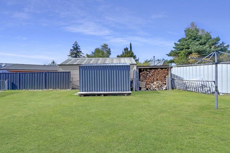 Photo of property in 14 Fraser Crescent, Twizel, 7901