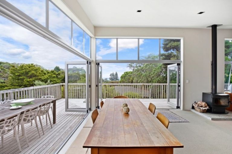 Photo of property in 7 Spray Crescent, Leigh, 0985