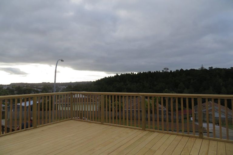 Photo of property in 3 Merrill Place, Birkdale, Auckland, 0626