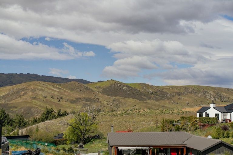 Photo of property in 49 Hall Road, Bannockburn, Cromwell, 9384