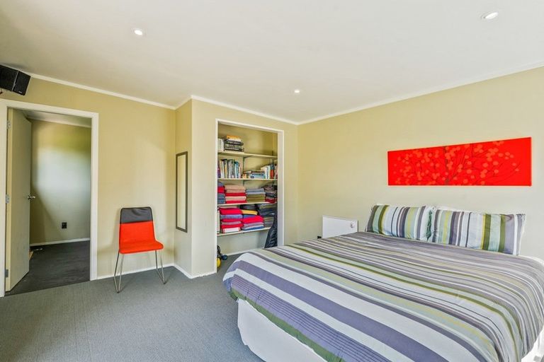 Photo of property in 12 Elm Street, Ebdentown, Upper Hutt, 5018