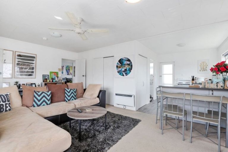 Photo of property in 82 Tawa Street, Melville, Hamilton, 3206