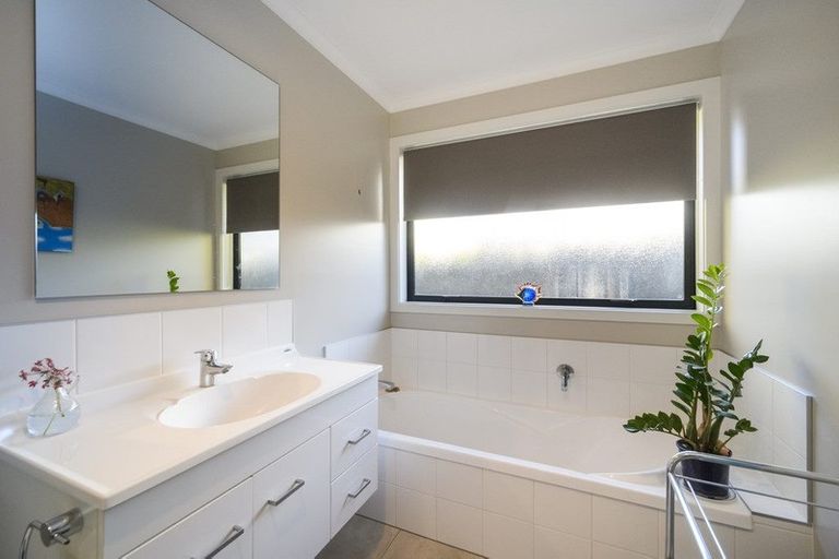 Photo of property in 26b Stanley Avenue, Palmerston North, 4414