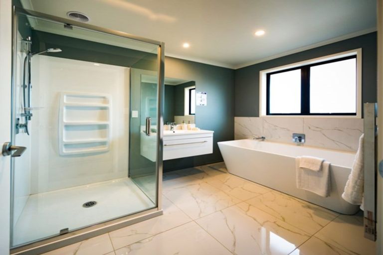 Photo of property in 10a Campbell Place, Papakura, 2110