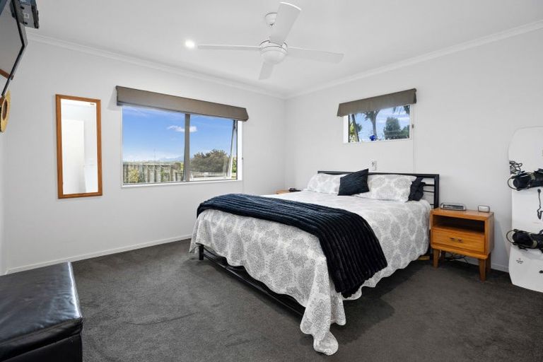 Photo of property in 32 Mccathie Road, Ruakaka, Whangarei, 0171