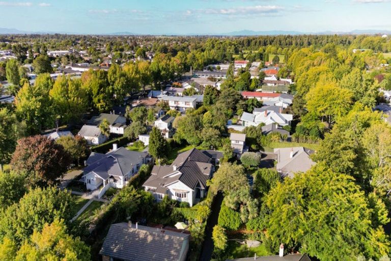 Photo of property in 326 River Road, Claudelands, Hamilton, 3214