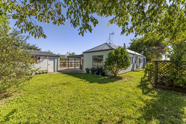 Photo of property in 23 Charles Cross Street, Longburn, Palmerston North, 4412