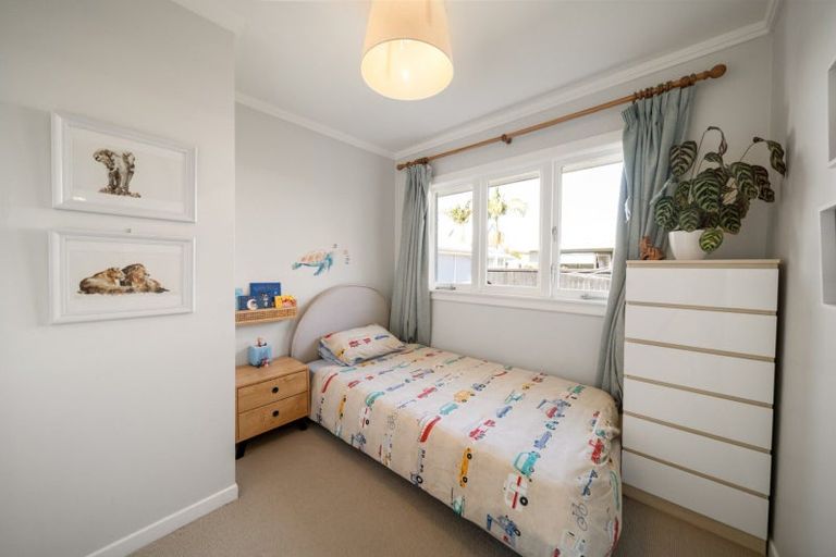 Photo of property in 58 Ngatai Road, Otumoetai, Tauranga, 3110