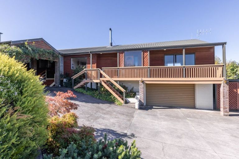 Photo of property in 35 Cumberland Rise, Taradale, Napier, 4112