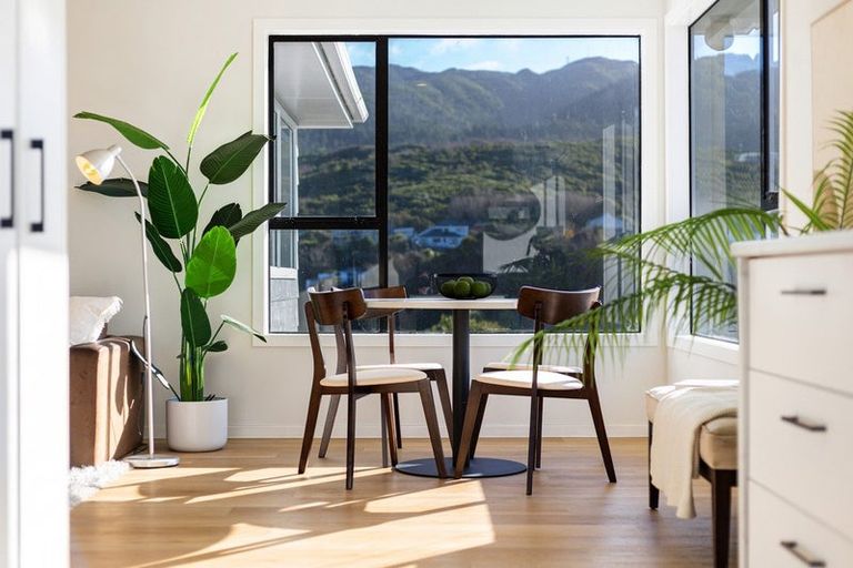 Photo of property in 49 Handyside Street, Tawa, Wellington, 5028