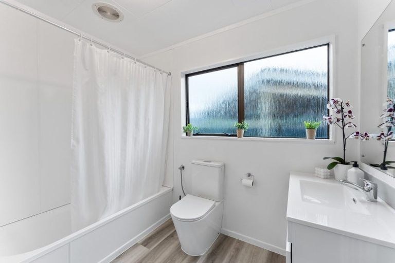 Photo of property in 15b Rosewood Place, Paraparaumu, 5032