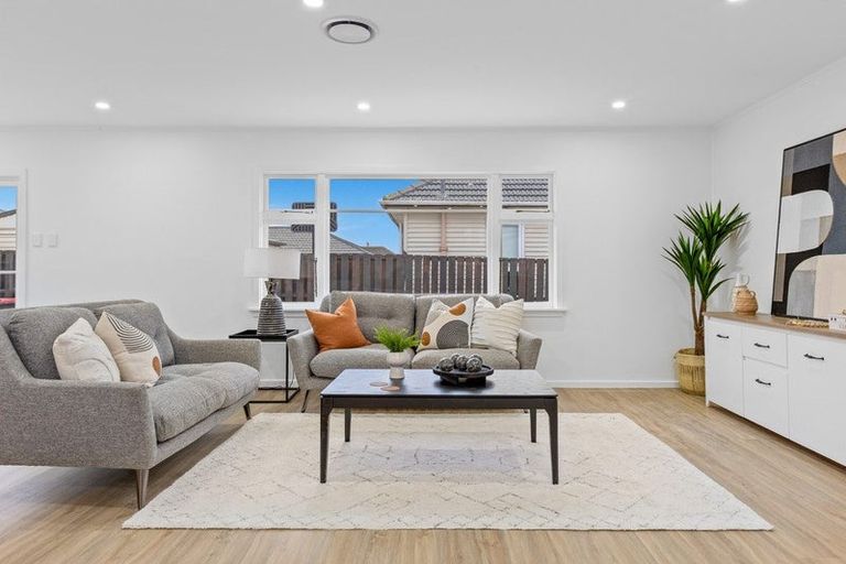 Photo of property in 15 Sabina Street, Shirley, Christchurch, 8013