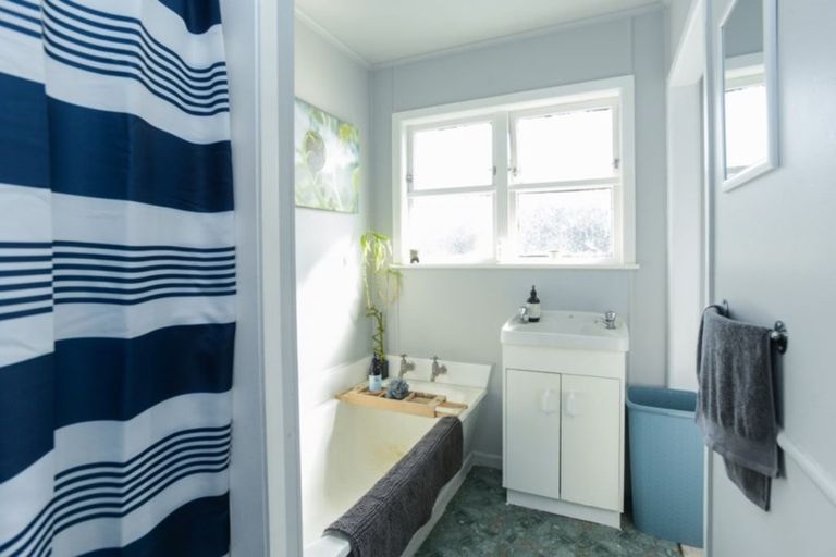 Photo of property in 22 Arthur Hobson Avenue, Pirimai, Napier, 4112