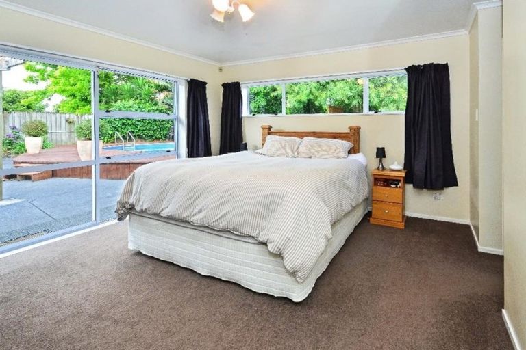 Photo of property in 22 Perotti Place, Conifer Grove, Takanini, 2112