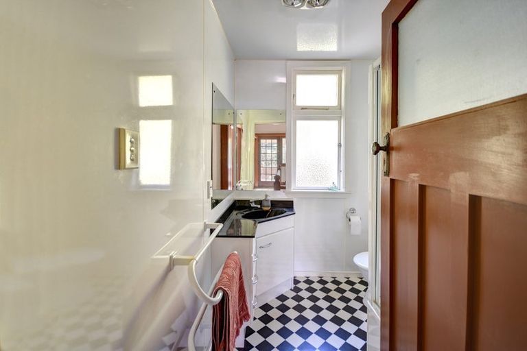 Photo of property in 32 Montague Street, North East Valley, Dunedin, 9010