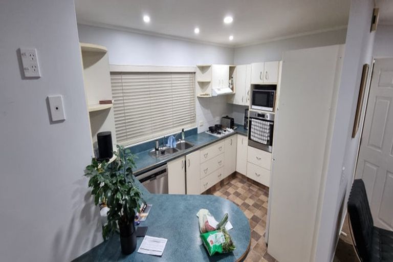 Photo of property in 11 Kotuku Drive, Paraparaumu Beach, Paraparaumu, 5032