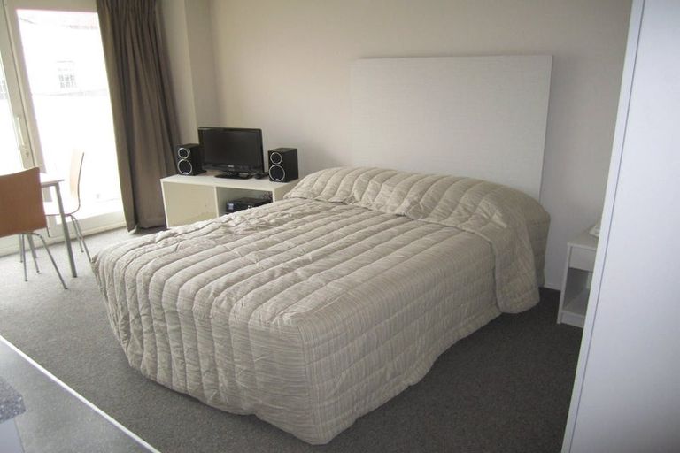 Photo of property in The Peak Apartments, 1001/170 Taranaki Street, Te Aro, Wellington, 6011