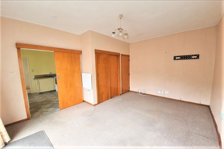 Photo of property in 8 Phillip Street, Johnsonville, Wellington, 6037