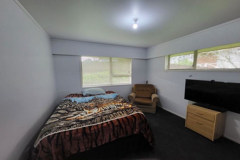 Photo of property in 154 Everglade Drive, Totara Heights, Auckland, 2105