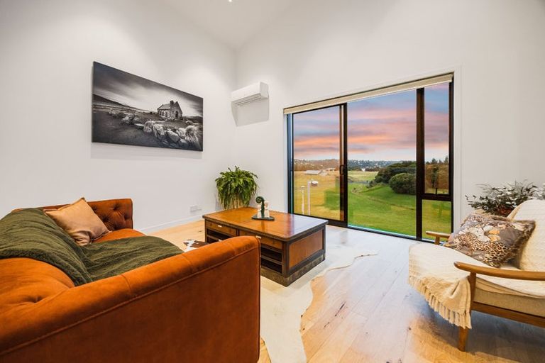 Photo of property in 16 Catalina Bay Drive, Hobsonville, Auckland, 0616