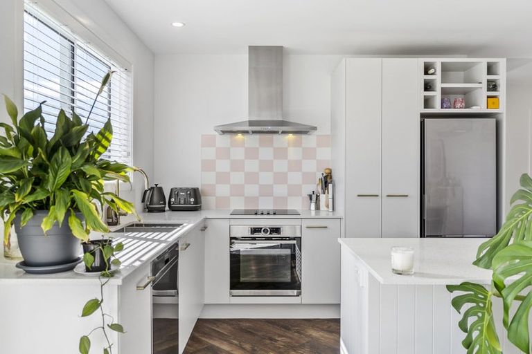 Photo of property in 11 Union Drive, Papamoa, 3118