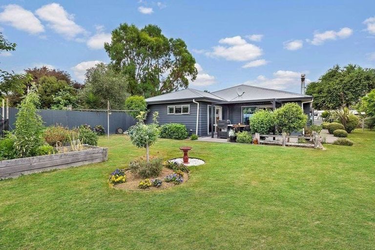 Photo of property in 50 Brooklyn Road, Carterton, 5713