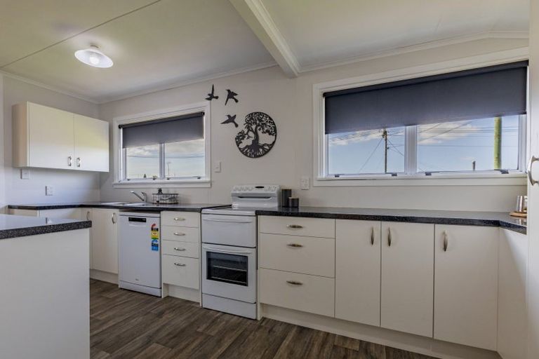 Photo of property in 11 Jull Crescent, Waipukurau, 4200
