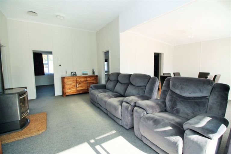Photo of property in 8 Paraonui Road, Tokoroa, 3420