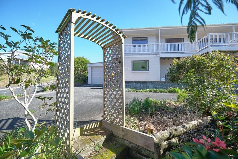 Photo of property in 71 Cable Bay Block Road, Cable Bay, 0420