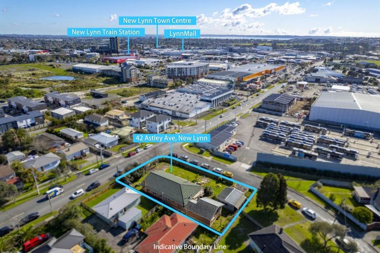 Photo of property in 42 Astley Avenue, New Lynn, Auckland, 0600