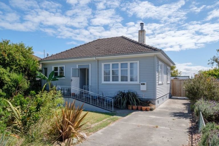Photo of property in 175 Roebuck Road, Gisborne, 4010