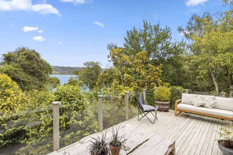 Photo of property in 211 Doctors Point Road, Waitati, 9085