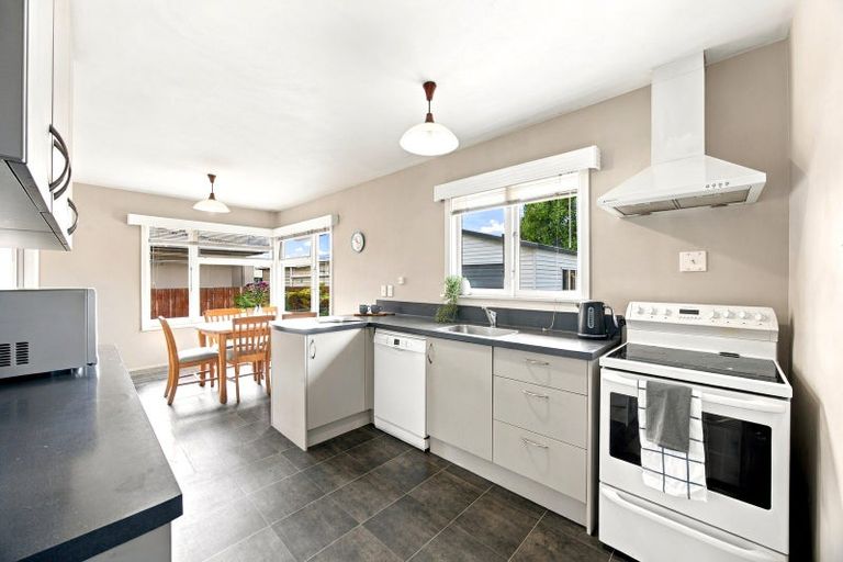 Photo of property in 54 Hargood Street, Woolston, Christchurch, 8062