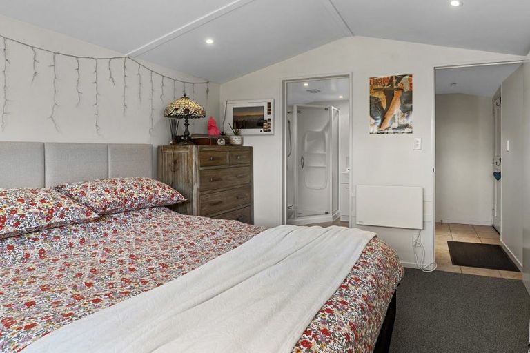 Photo of property in 70a Toorak Avenue, Avonhead, Christchurch, 8042