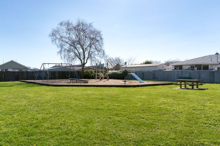 Photo of property in 13 Waitohi Street, Hornby, Christchurch, 8042