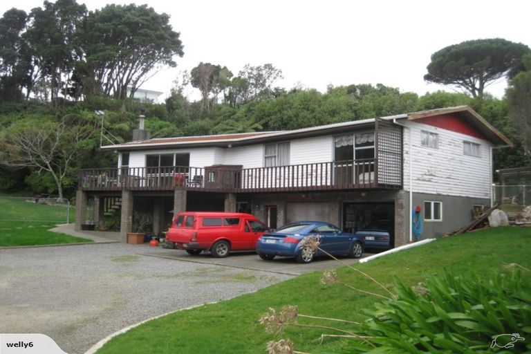 Photo of property in 17 Holly Grove, Maungaraki, Lower Hutt, 5010