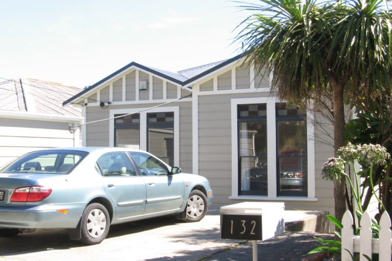 Photo of property in 132 Clyde Street, Island Bay, Wellington, 6023