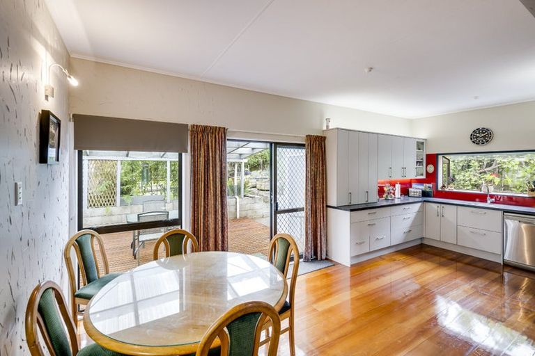 Photo of property in 8 Thompson Road, Bluff Hill, Napier, 4110