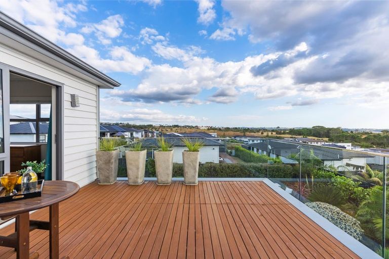 Photo of property in 57 Eighth View Avenue, Beachlands, Auckland, 2018