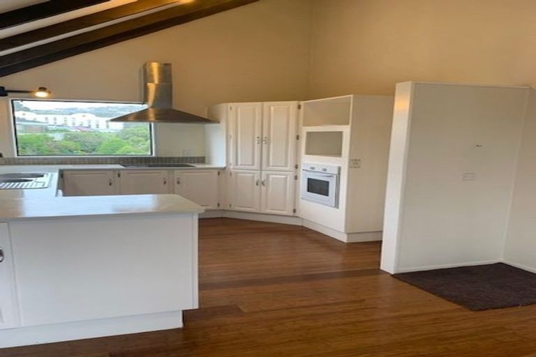 Photo of property in 1 Thurso Grove, Papakowhai, Porirua, 5024