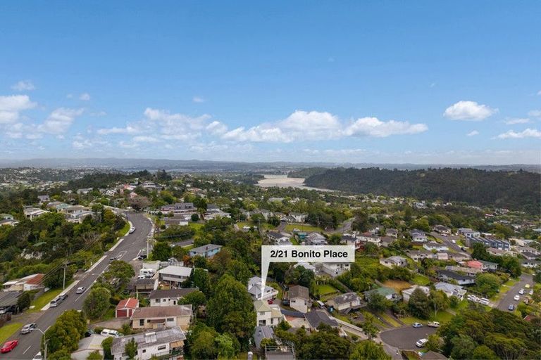 Photo of property in 2/21 Bonito Place, Bayview, Auckland, 0629