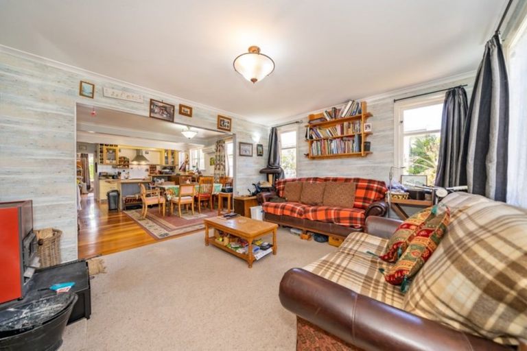 Photo of property in 27 Hudson Avenue, Ebdentown, Upper Hutt, 5018