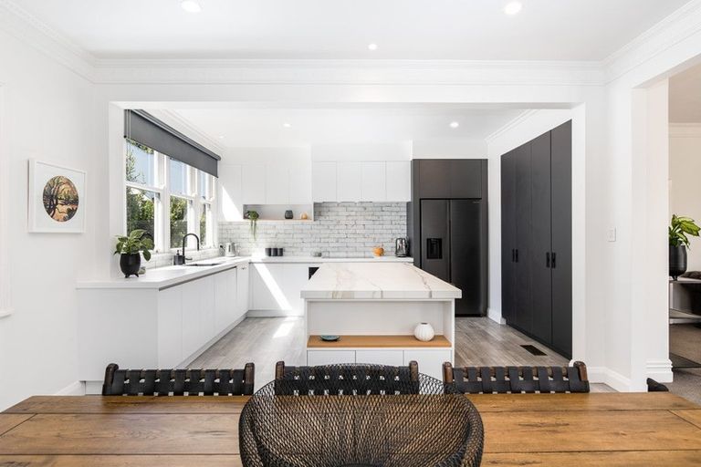 Photo of property in 22 Thornton Road, Cambridge, 3434