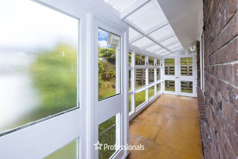 Photo of property in 55 Norana Road, Timberlea, Upper Hutt, 5018