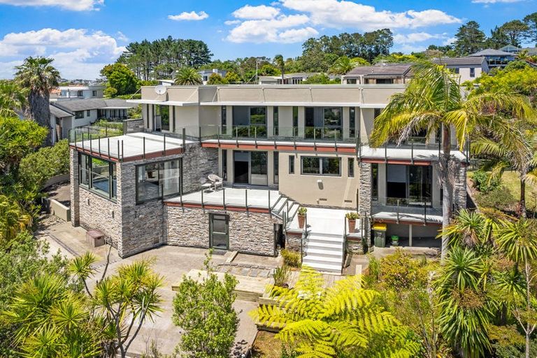 Photo of property in 9 Javelin Close, Gulf Harbour, Whangaparaoa, 0930